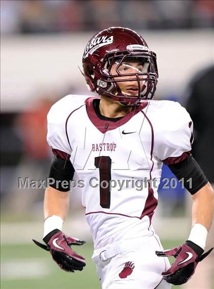 Thumbnail 2 in Liberty vs. Bastrop (4A Division 2 Region 2 Semifinals) photogallery.
