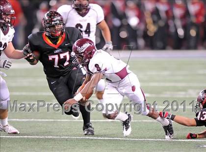 Thumbnail 1 in Liberty vs. Bastrop (4A Division 2 Region 2 Semifinals) photogallery.