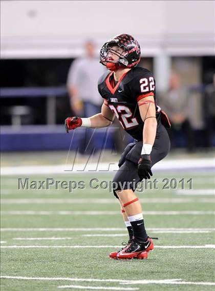 Thumbnail 2 in Liberty vs. Bastrop (4A Division 2 Region 2 Semifinals) photogallery.
