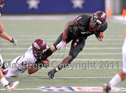 Thumbnail 1 in Liberty vs. Bastrop (4A Division 2 Region 2 Semifinals) photogallery.