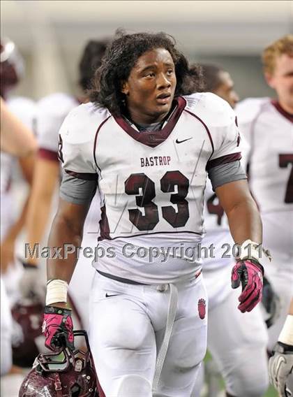 Thumbnail 1 in Liberty vs. Bastrop (4A Division 2 Region 2 Semifinals) photogallery.
