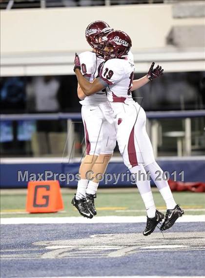 Thumbnail 3 in Liberty vs. Bastrop (4A Division 2 Region 2 Semifinals) photogallery.