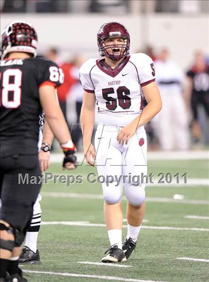 Thumbnail 2 in Liberty vs. Bastrop (4A Division 2 Region 2 Semifinals) photogallery.