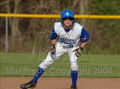 Thumbnail 2 in McMahon @ Ludlowe photogallery.
