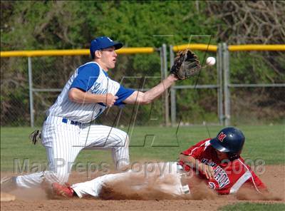 Thumbnail 2 in McMahon @ Ludlowe photogallery.