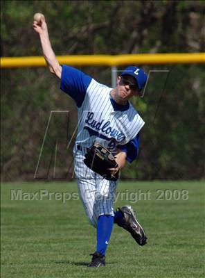 Thumbnail 2 in McMahon @ Ludlowe photogallery.