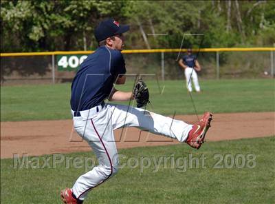 Thumbnail 3 in McMahon @ Ludlowe photogallery.