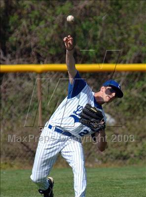 Thumbnail 1 in McMahon @ Ludlowe photogallery.