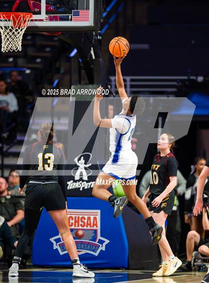 Thumbnail 2 in Cherokee vs East Bladen (NCHSAA 1A Final) photogallery.