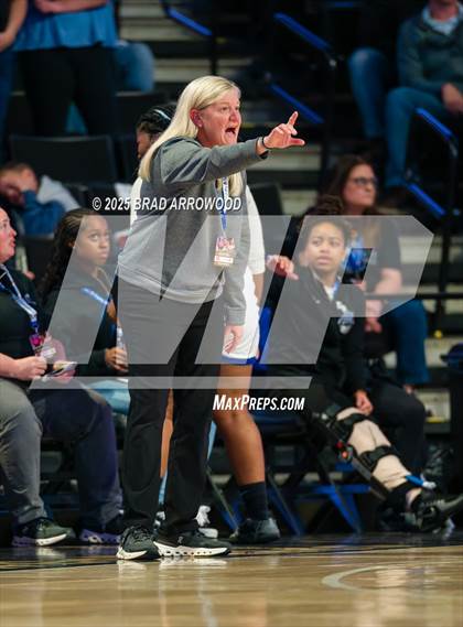 Thumbnail 2 in Cherokee vs East Bladen (NCHSAA 1A Final) photogallery.