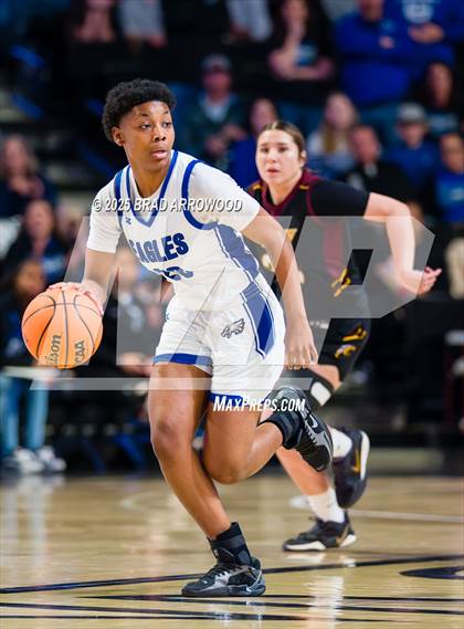 Thumbnail 3 in Cherokee vs East Bladen (NCHSAA 1A Final) photogallery.
