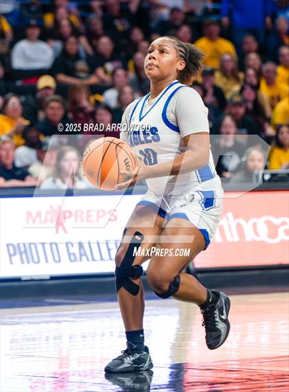 Thumbnail 3 in Cherokee vs East Bladen (NCHSAA 1A Final) photogallery.