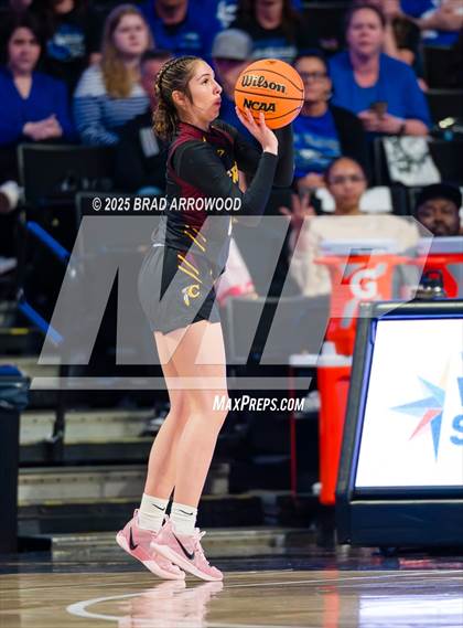 Thumbnail 3 in Cherokee vs East Bladen (NCHSAA 1A Final) photogallery.