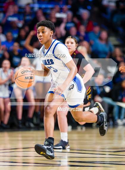 Thumbnail 1 in Cherokee vs East Bladen (NCHSAA 1A Final) photogallery.