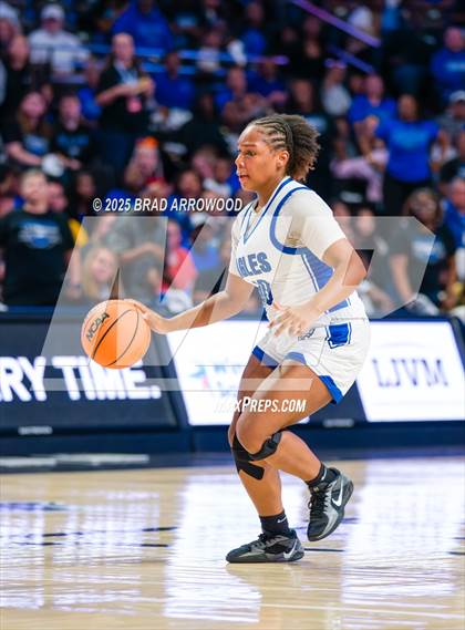 Thumbnail 3 in Cherokee vs East Bladen (NCHSAA 1A Final) photogallery.