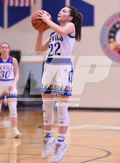 Thumbnail 2 in East Canton @ Western Reserve (OHSAA D4 District Final) photogallery.