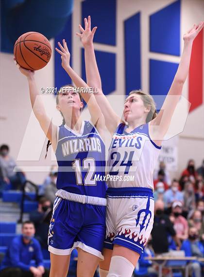 Thumbnail 3 in East Canton @ Western Reserve (OHSAA D4 District Final) photogallery.