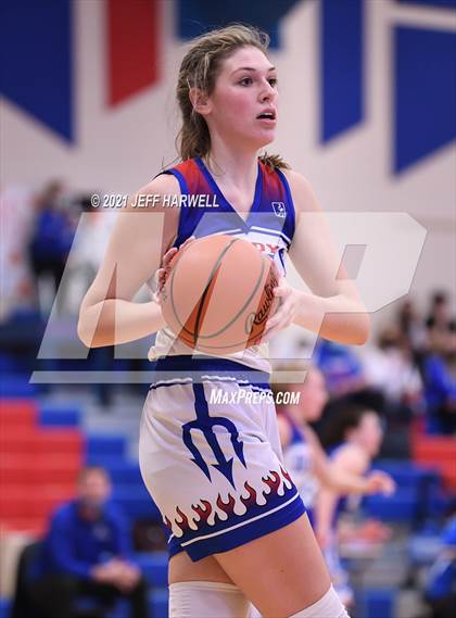 Thumbnail 3 in East Canton @ Western Reserve (OHSAA D4 District Final) photogallery.