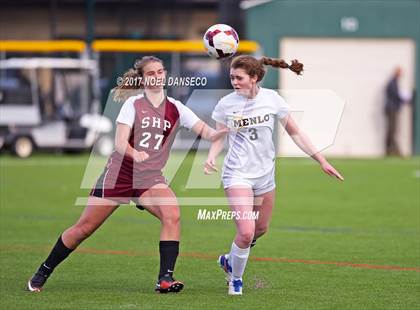 Thumbnail 3 in Menlo School vs Sacred Heart Prep photogallery.