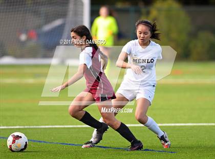 Thumbnail 1 in Menlo School vs Sacred Heart Prep photogallery.