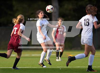 Thumbnail 2 in Menlo School vs Sacred Heart Prep photogallery.