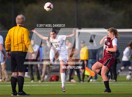 Thumbnail 2 in Menlo School vs Sacred Heart Prep photogallery.