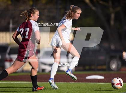 Thumbnail 1 in Menlo School vs Sacred Heart Prep photogallery.