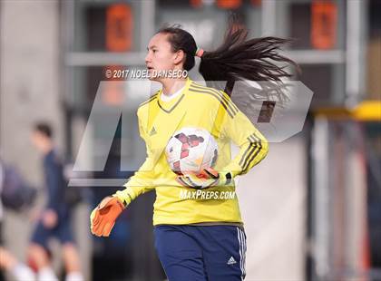 Thumbnail 3 in Menlo School vs Sacred Heart Prep photogallery.