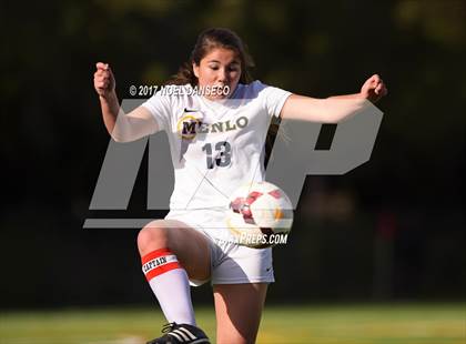 Thumbnail 2 in Menlo School vs Sacred Heart Prep photogallery.