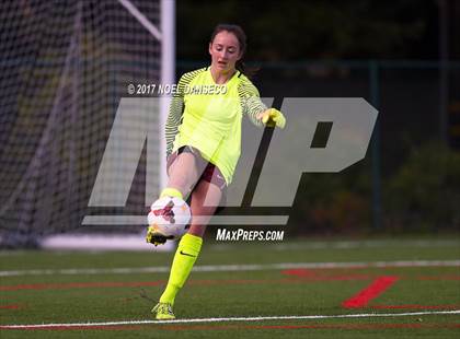 Thumbnail 1 in Menlo School vs Sacred Heart Prep photogallery.