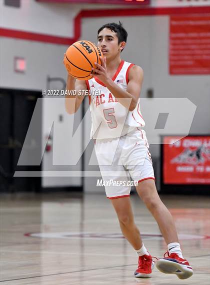 Thumbnail 1 in Highlands vs. Sacramento Adventist (Sac Adventist Holiday Invitational) photogallery.