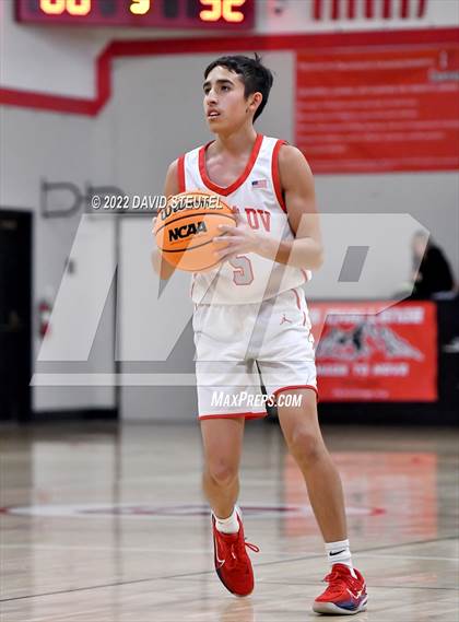 Thumbnail 2 in Highlands vs. Sacramento Adventist (Sac Adventist Holiday Invitational) photogallery.