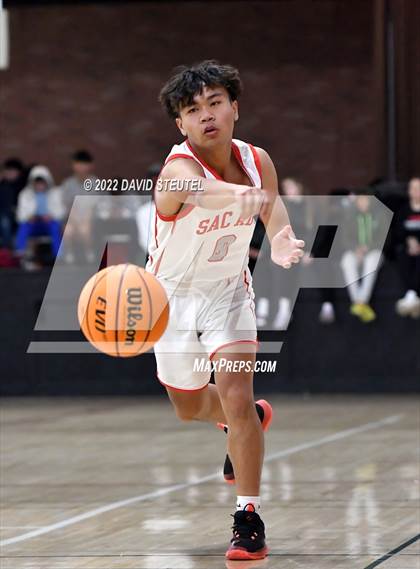 Thumbnail 2 in Highlands vs. Sacramento Adventist (Sac Adventist Holiday Invitational) photogallery.