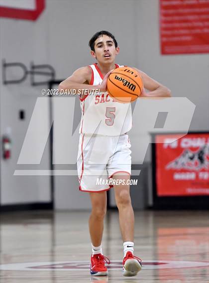 Thumbnail 3 in Highlands vs. Sacramento Adventist (Sac Adventist Holiday Invitational) photogallery.