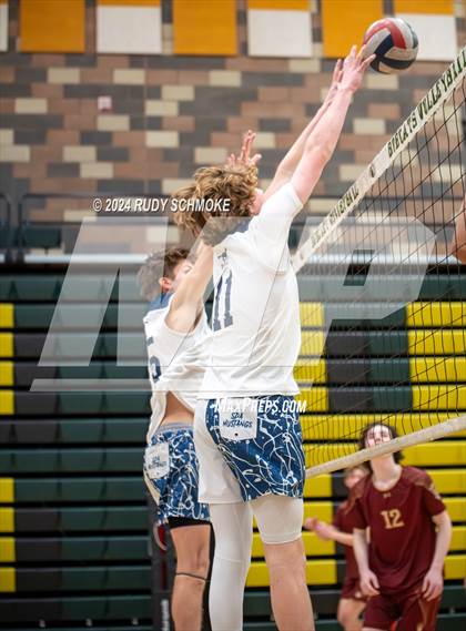 Thumbnail 3 in San Dieguito Academy vs. Mission Hills (Sage Creek Mixer) photogallery.