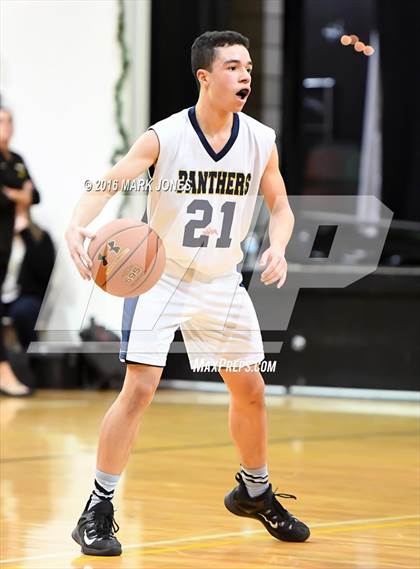 Thumbnail 3 in Paradise Valley Christian Prep vs Salt River photogallery.