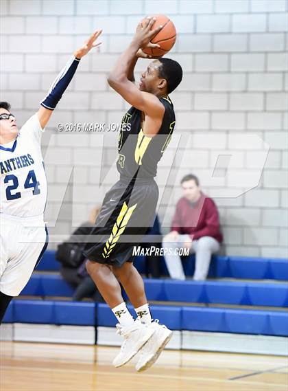Thumbnail 3 in Paradise Valley Christian Prep vs Salt River photogallery.