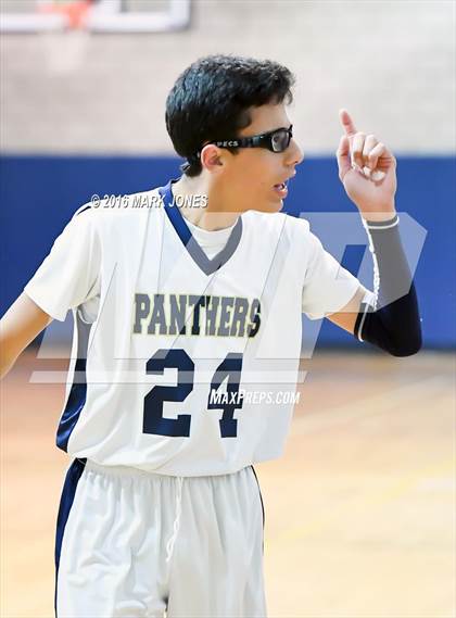 Thumbnail 2 in Paradise Valley Christian Prep vs Salt River photogallery.
