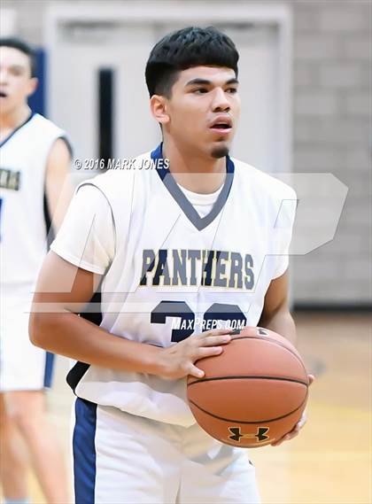 Thumbnail 3 in Paradise Valley Christian Prep vs Salt River photogallery.