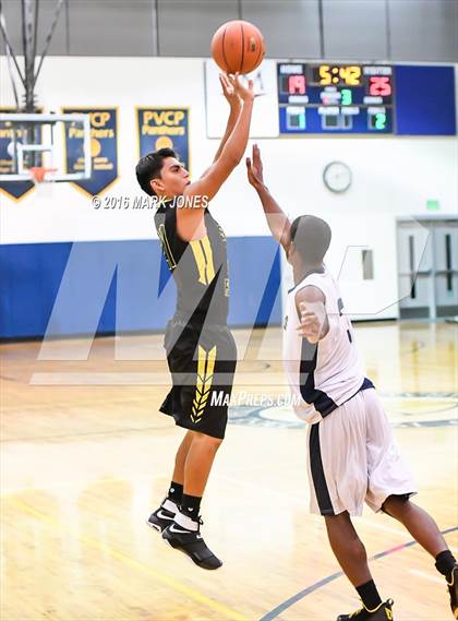 Thumbnail 2 in Paradise Valley Christian Prep vs Salt River photogallery.