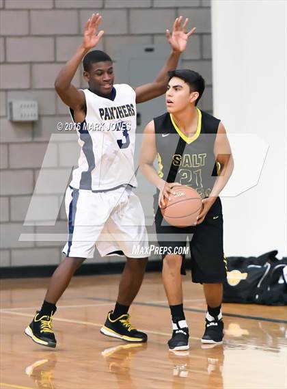 Thumbnail 2 in Paradise Valley Christian Prep vs Salt River photogallery.