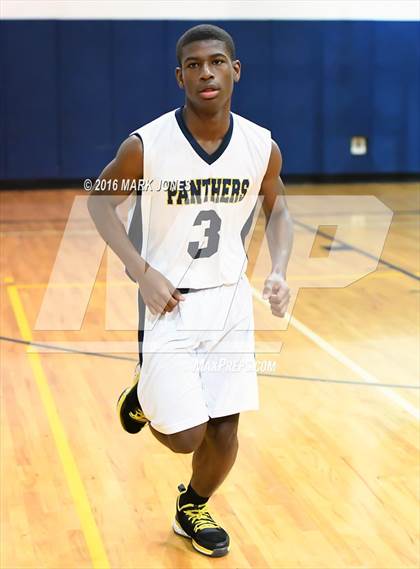 Thumbnail 1 in Paradise Valley Christian Prep vs Salt River photogallery.