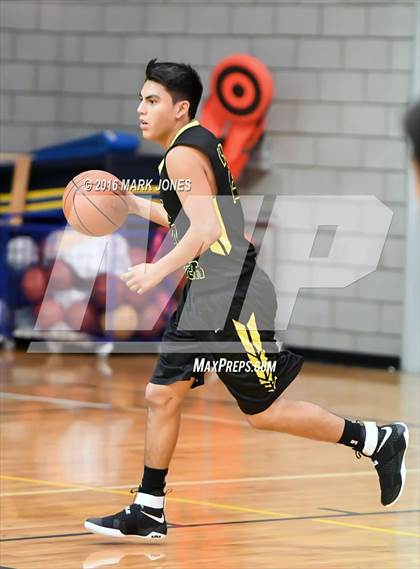 Thumbnail 3 in Paradise Valley Christian Prep vs Salt River photogallery.