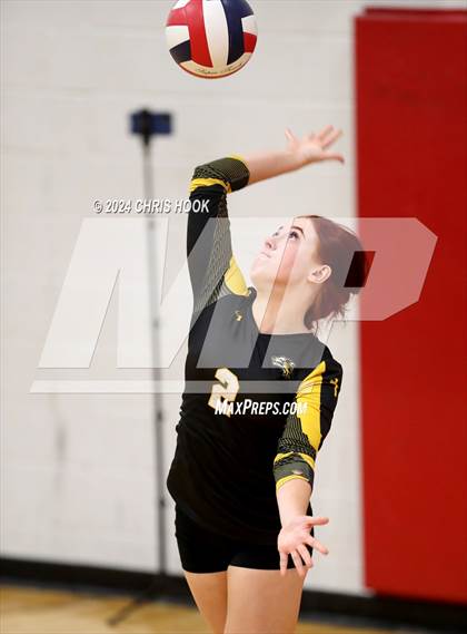 Thumbnail 2 in Globe vs Arizona Lutheran Academy (The Florence VB Invitational) photogallery.