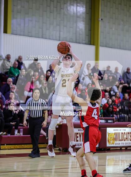 Thumbnail 3 in Weymouth vs Barnstable (MIAA Division 1 Preliminary Round) photogallery.