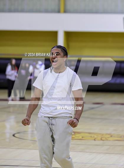 Thumbnail 2 in Weymouth vs Barnstable (MIAA Division 1 Preliminary Round) photogallery.
