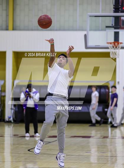 Thumbnail 1 in Weymouth vs Barnstable (MIAA Division 1 Preliminary Round) photogallery.
