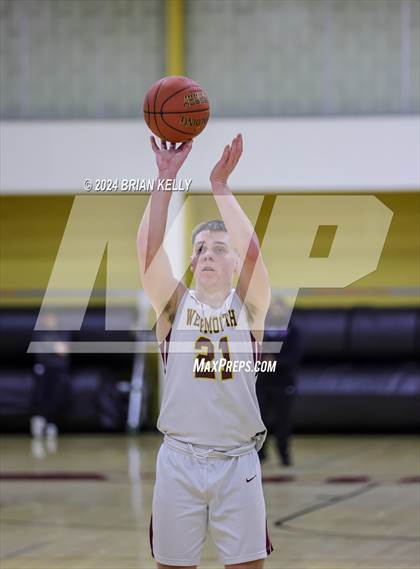 Thumbnail 2 in Weymouth vs Barnstable (MIAA Division 1 Preliminary Round) photogallery.