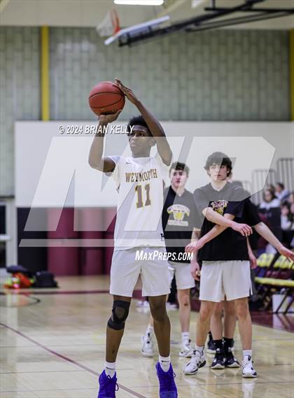 Thumbnail 1 in Weymouth vs Barnstable (MIAA Division 1 Preliminary Round) photogallery.