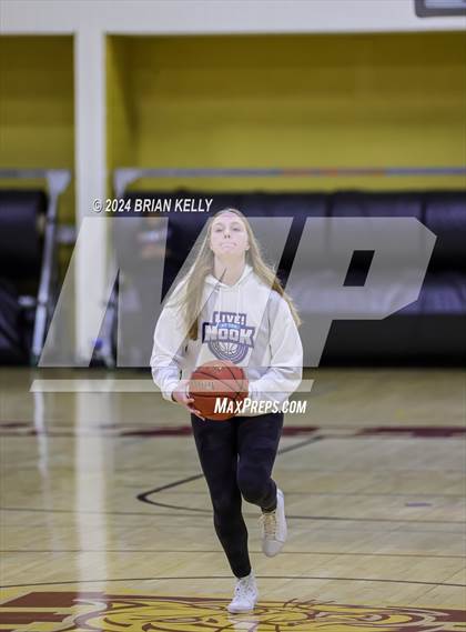 Thumbnail 2 in Weymouth vs Barnstable (MIAA Division 1 Preliminary Round) photogallery.